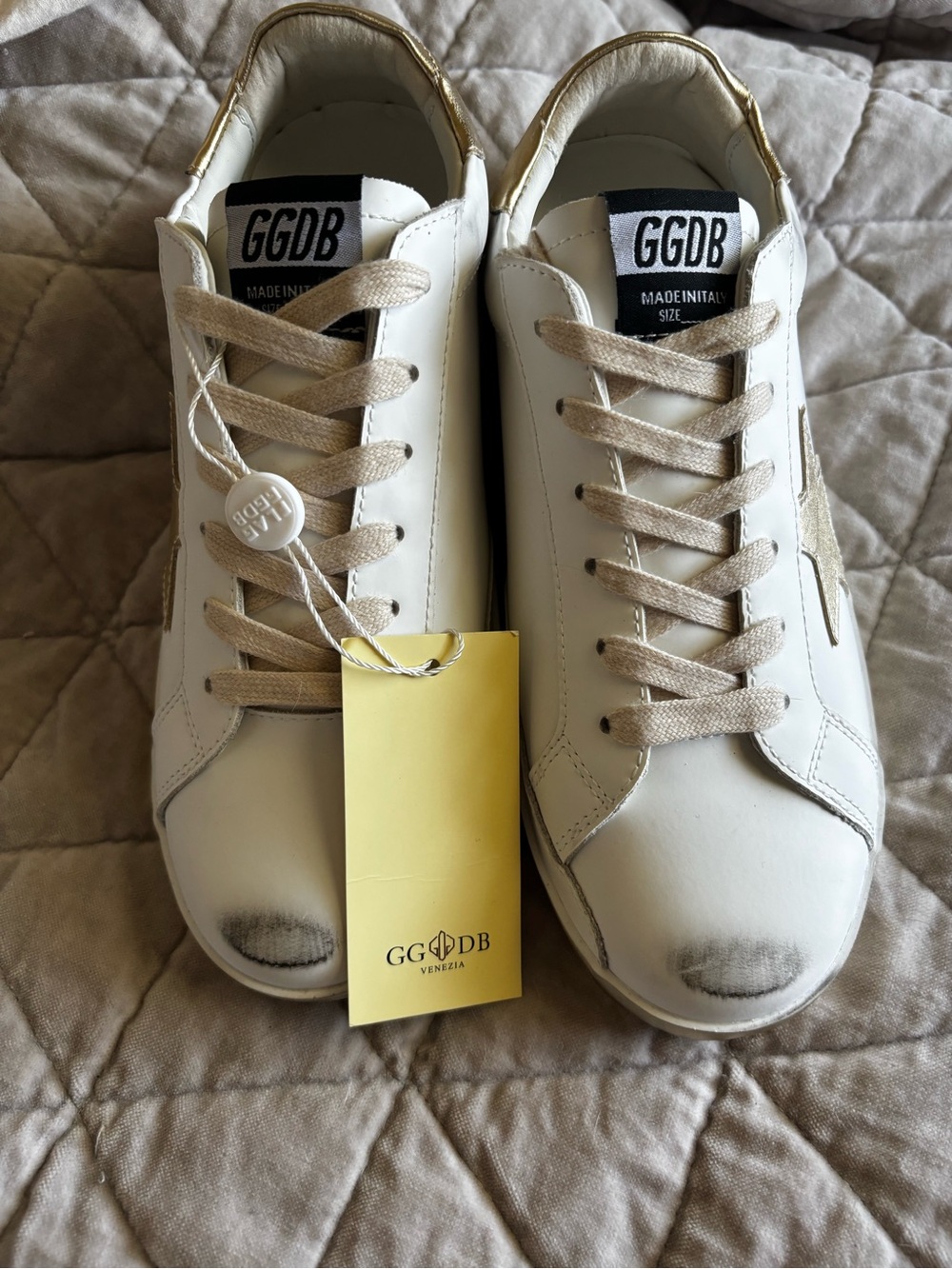 Authentic Golden Goose Super-Star Sneakers White/Gold Size 39 – Tag Attached - Picture 2 of 6